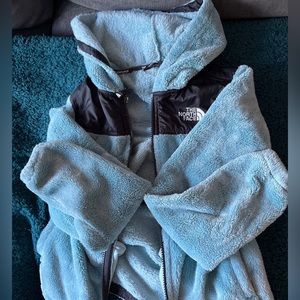 Never worn! Bought for $175. Size 10-12 girls. Soft and fluffy. Teal.